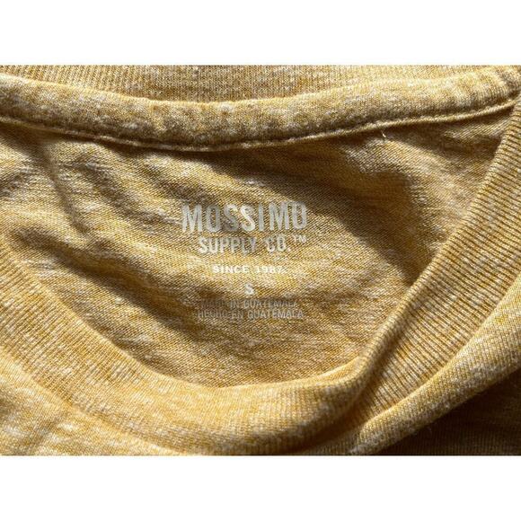 Mossimo Women's Basic T-Shirt. Yellow. Heathered Look. Soft. Size Small. - Picture 3 of 6